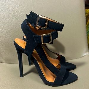 New/never worn suede double buckle heels, Sz 5.5